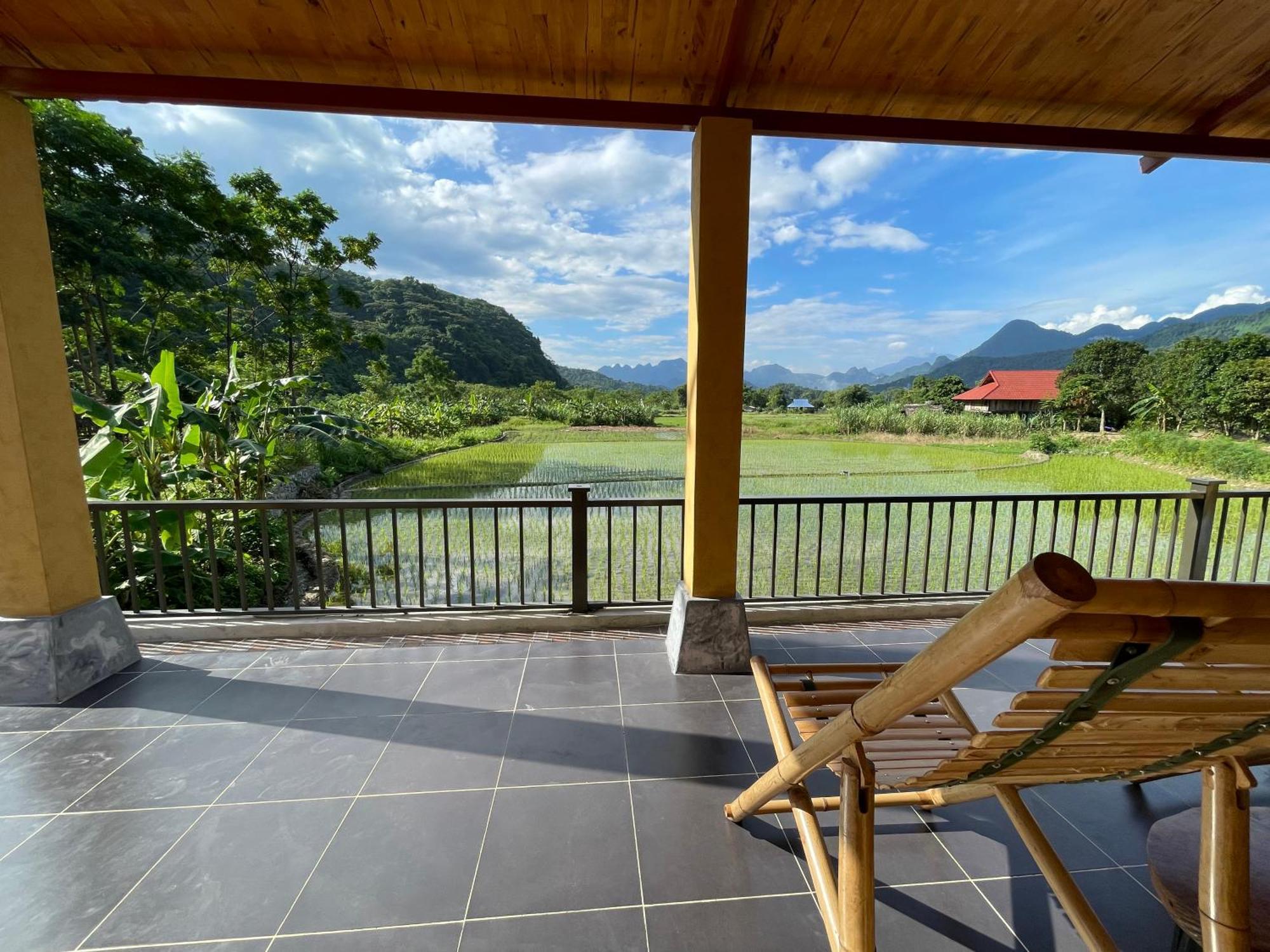 Sky Bay Lodge Ha Giang Exterior photo