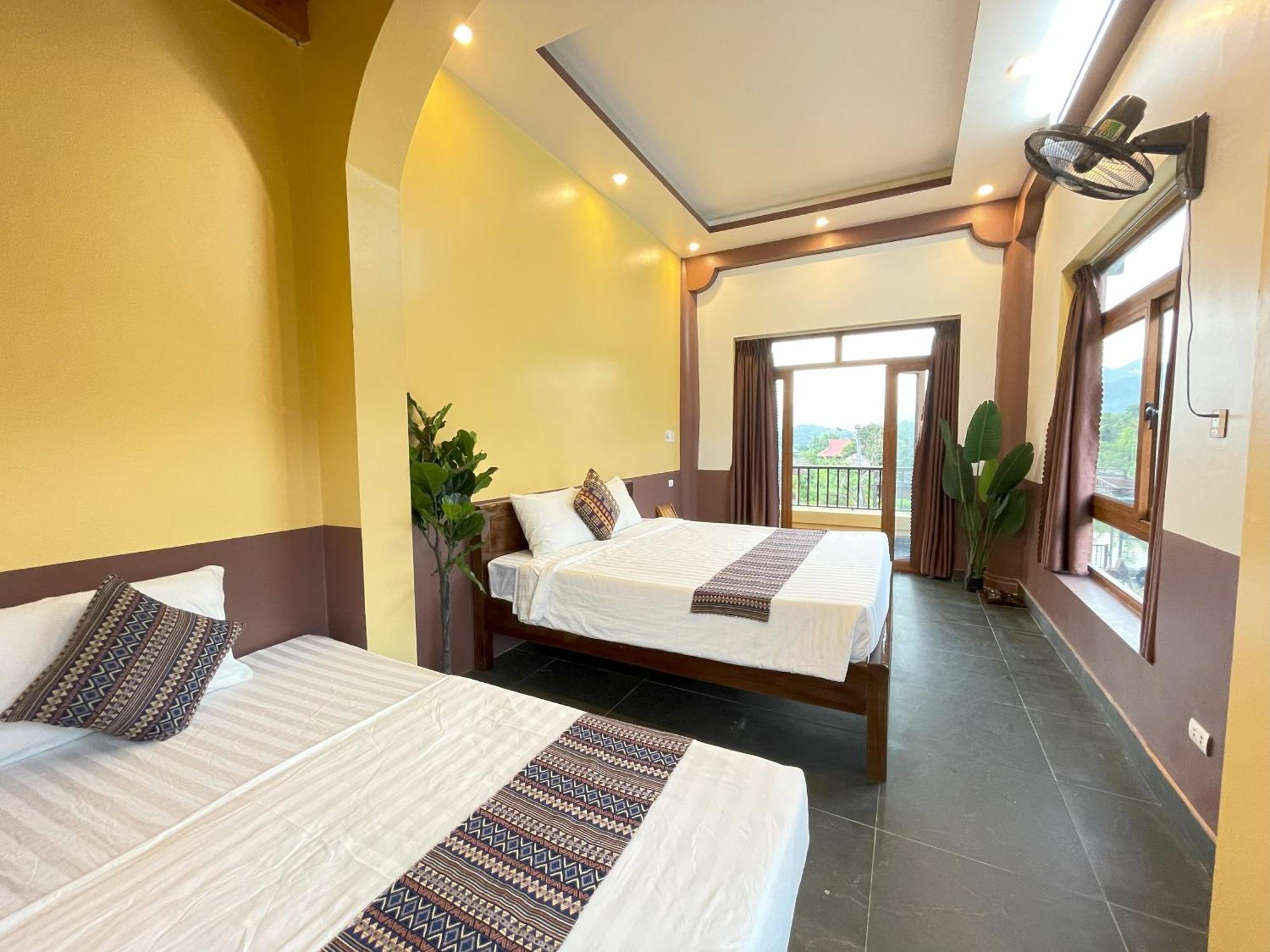 Sky Bay Lodge Ha Giang Exterior photo